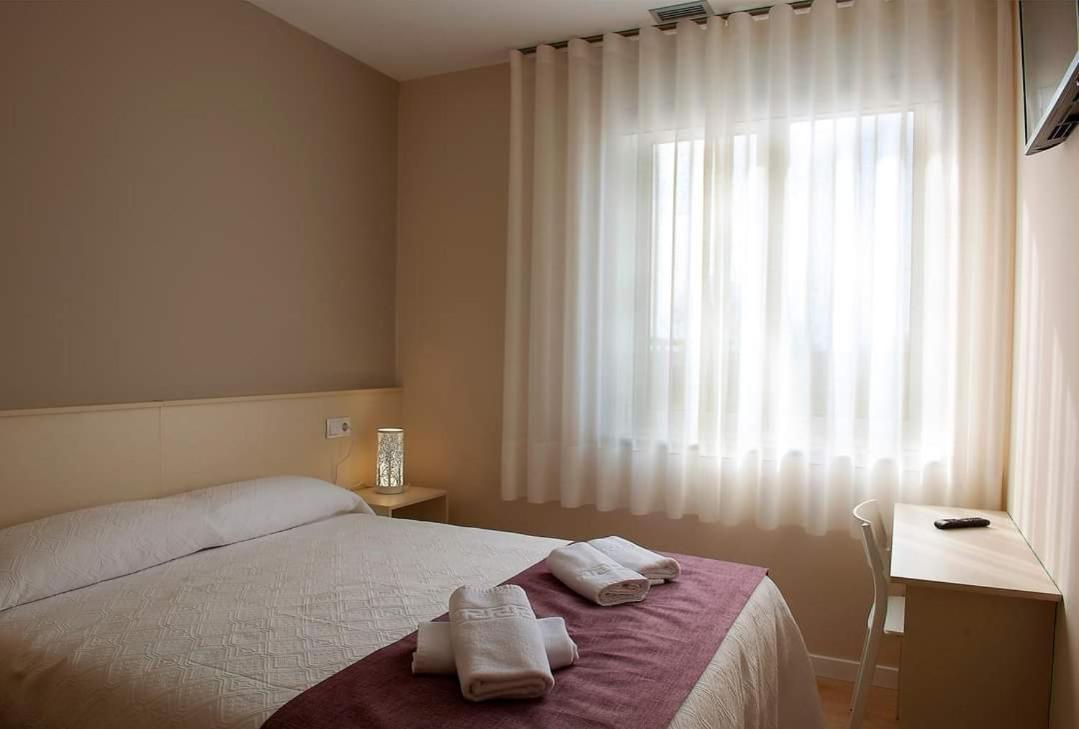 Hotel La Puerta De Arzúa المظهر الخارجي الصورة